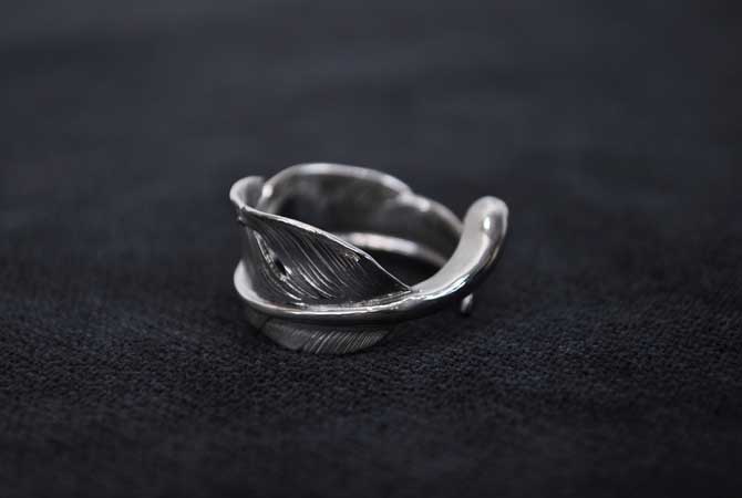 EFRG-0031 Natabane Feather Ring | LARRY SMITH（ラリースミス） 通販