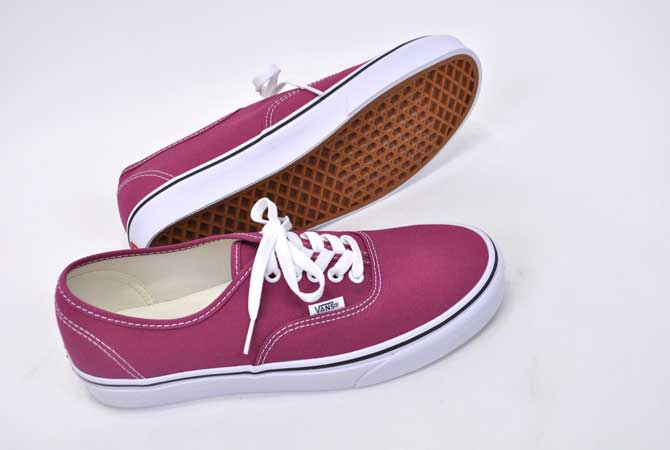 VANS Authentic