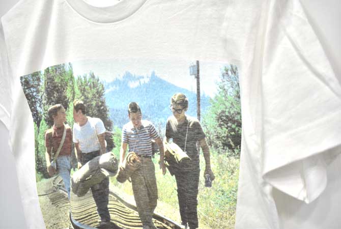 Movie Tee Stand By Me “IN A LINE”
